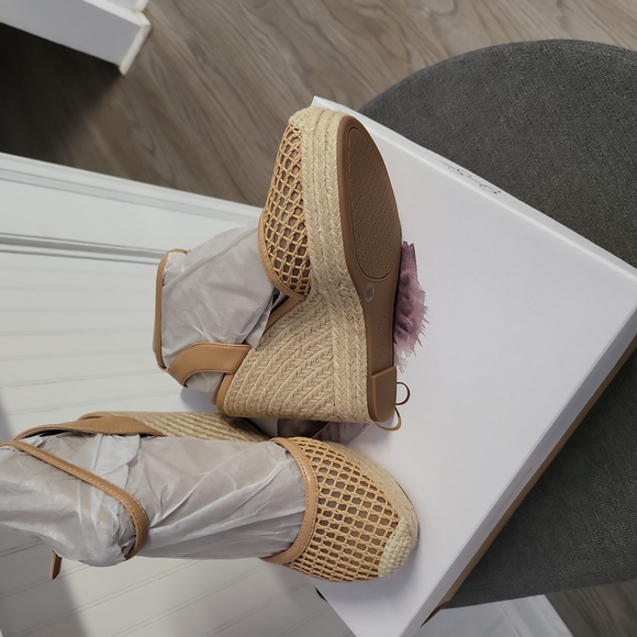 Wedges - Picture 2 of 2